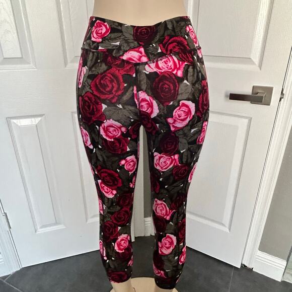 Betsey Johnson Rose Leggings + Xhilaration Pink Sports Bra Set S/M - Picture 6 of 8